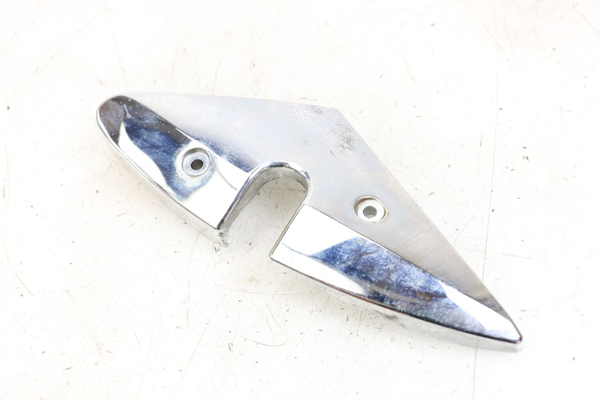 photo de Seitenverkleidung rechts am Rahmen HYOSUNG GV AQUILA 125 (2000 - 2009) - Technische Nahaufnahme