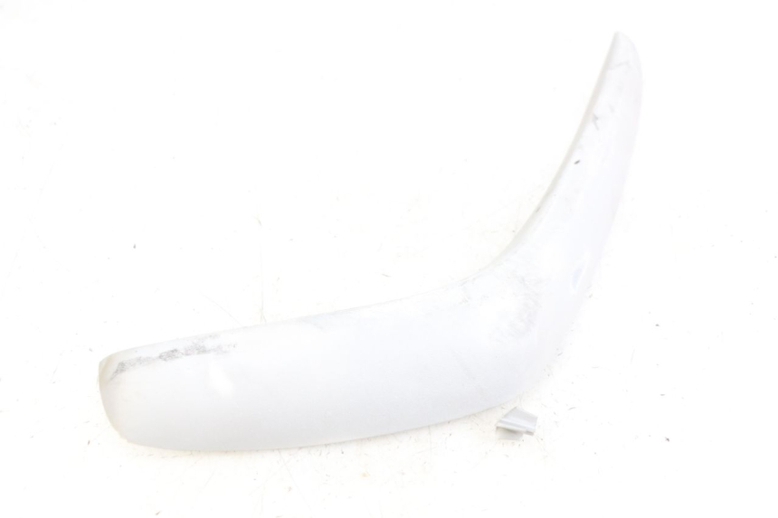 photo de RECHTER SEITENRAHMENDECKEL PIAGGIO FLY 2T 50 (2004 - 2017) - Hauptansicht