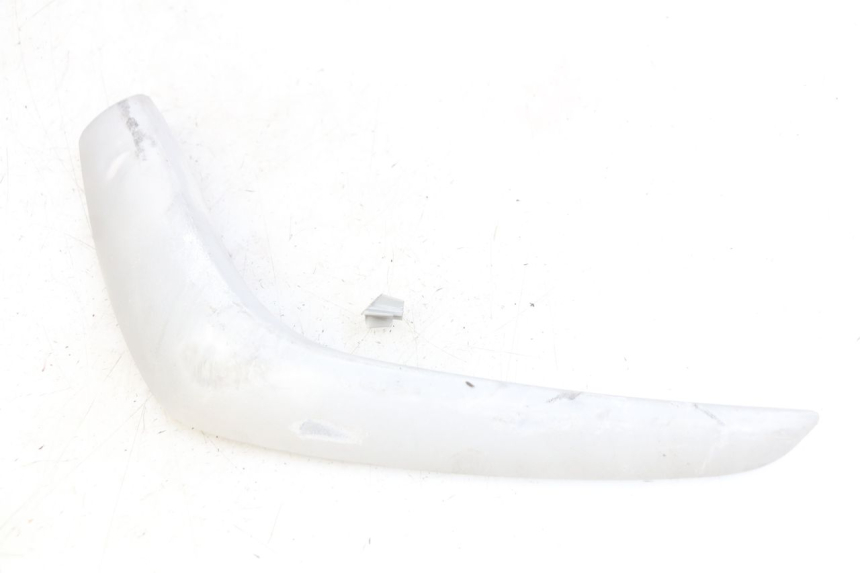 photo de RECHTER SEITENRAHMENDECKEL PIAGGIO FLY 2T 50 (2004 - 2017) - Zoom auf Gebrauchszustand