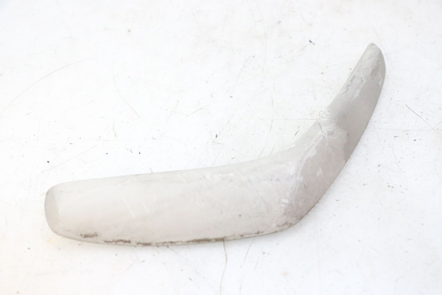 photo de RECHTER SEITENRAHMENDECKEL PIAGGIO FLY 2T 50 (2004 - 2017) - Technische Nahaufnahme