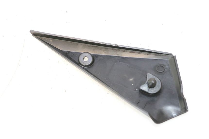photo de RAHMENABDECKUNG RECHTS SUZUKI GSF N BANDIT 1200 (2001 - 2005) - Detailansicht des Bauteils