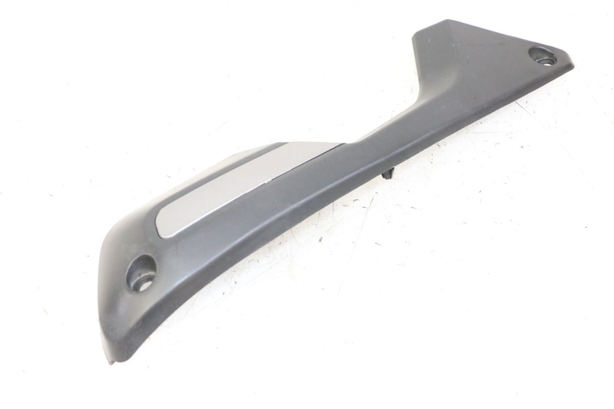 photo de RAHMENABDECKUNG RECHTS KEEWAY K-LIGHT KLIGHT 125 (2018 - 2025) - Technische Nahaufnahme