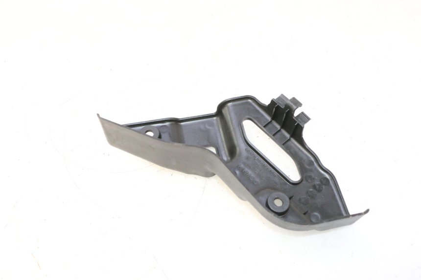 photo de RAHMENABDECKUNG RECHTS KYMCO MXU R 250 (2004 - 2010) - Detailansicht des Bauteils
