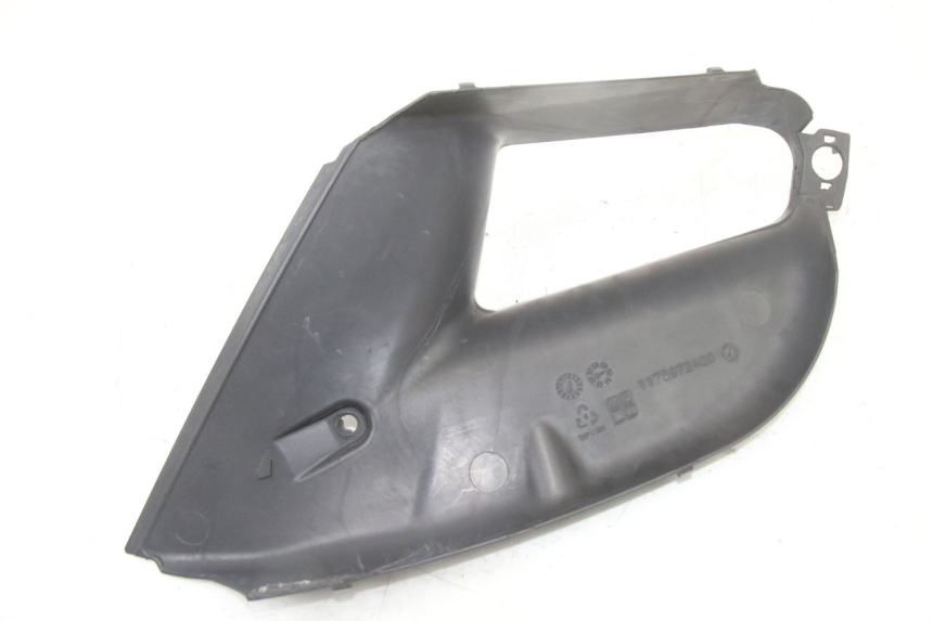 photo de RAHMENABDECKUNG RECHTS PEUGEOT SATELIS COMPRESSOR K15 125 (2006 - 2009) - Zoom auf Gebrauchszustand