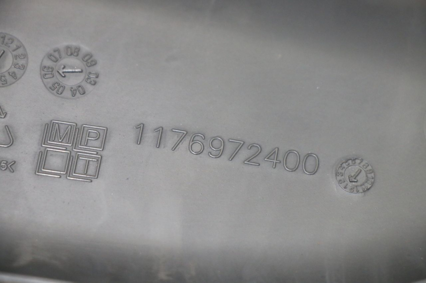 photo de RAHMENABDECKUNG RECHTS PEUGEOT SATELIS COMPRESSOR K15 125 (2006 - 2009) - Technische Nahaufnahme