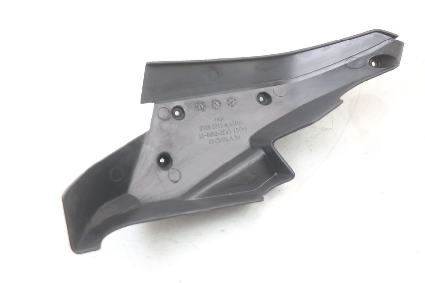 photo de RAHMENABDECKUNG RECHTS KYMCO SUPER 8 125 (2008 - 2015) - Zoom auf Gebrauchszustand