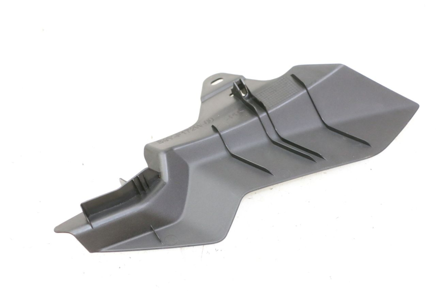 photo de RAHMENABDECKUNG RECHTS YAMAHA XMAX X-MAX 125 (2021 - 2025) - Technische Nahaufnahme