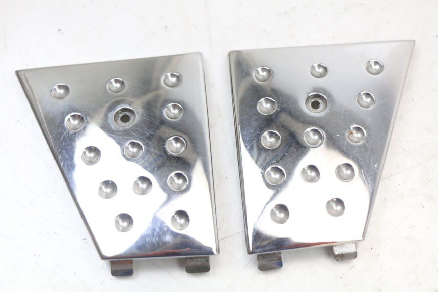 photo de RAHMENABDECKUNG RECHTS PIAGGIO XEVO - X EVO 125 (2007 - 2017) - Detailansicht des Bauteils