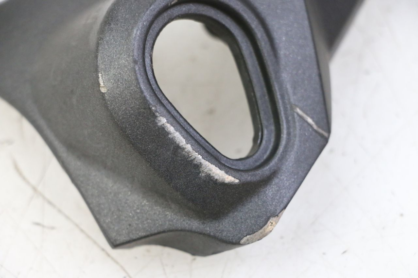 photo de RAHMENABDECKUNG RECHTS YAMAHA FZ6 FAZER S2 600 (2007 - 2011) - Detailansicht des Bauteils