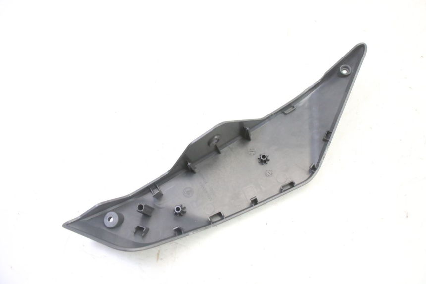 photo de RAHMENABDECKUNG RECHTS SEGWAY NINEBOT ZT3 PRO 1 - Technische Nahaufnahme