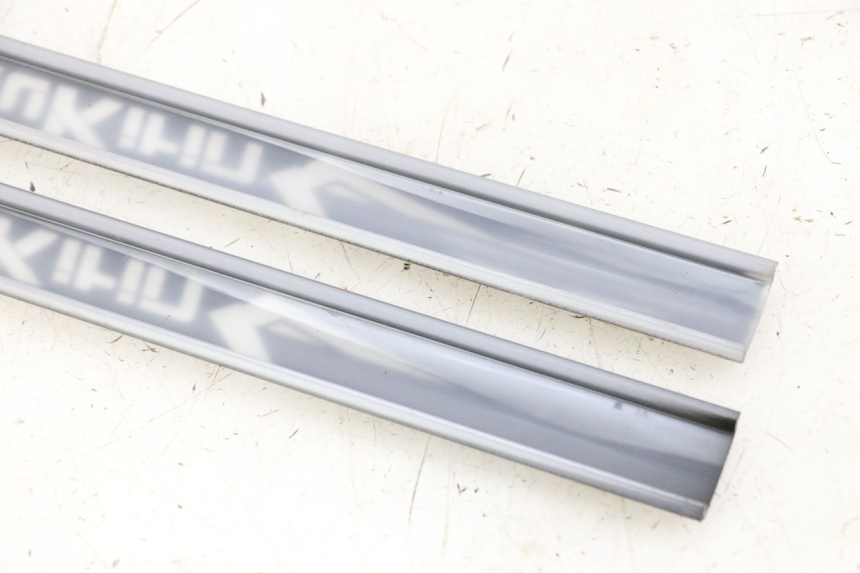 photo de RAHMENABDECKUNG KUKIRIN G2 MASTER 1 - Kennzeichnungen und Originalreferenzen