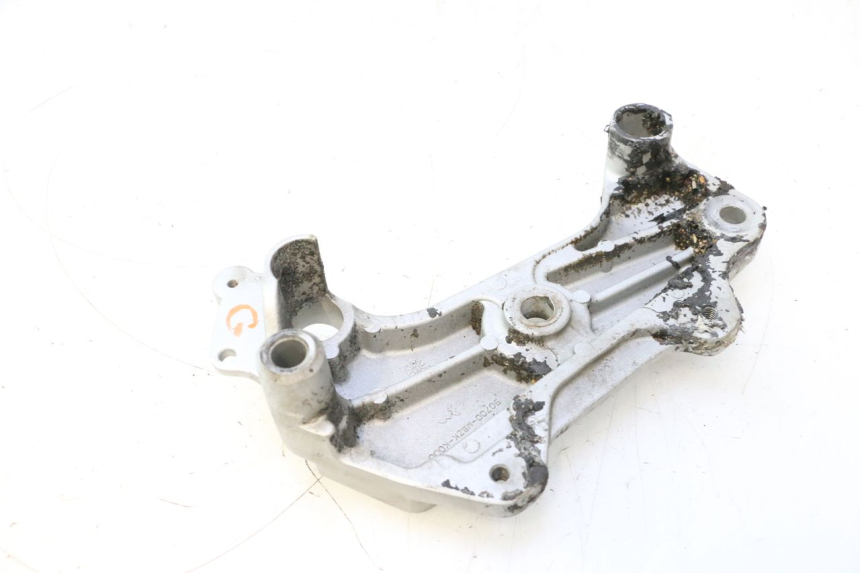 photo de RAHMENABDECKUNG LINKS HONDA CB F HORNET 600 (2005 - 2006) - Zoom auf Gebrauchszustand