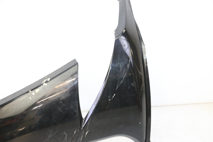 photo de RAHMENABDECKUNG LINKS PEUGEOT CITYSTAR 50 (2013 - 2017) - Details der Befestigungspunkte