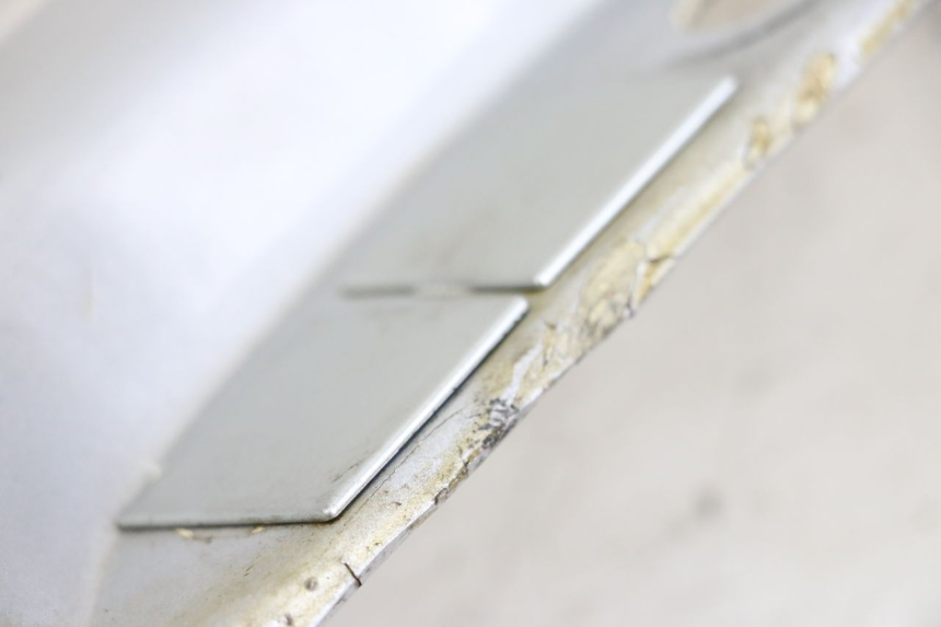 photo de RAHMENABDECKUNG LINKS APRILIA CLASSIC 125 (1995 - 2001) - Detailansicht des Bauteils