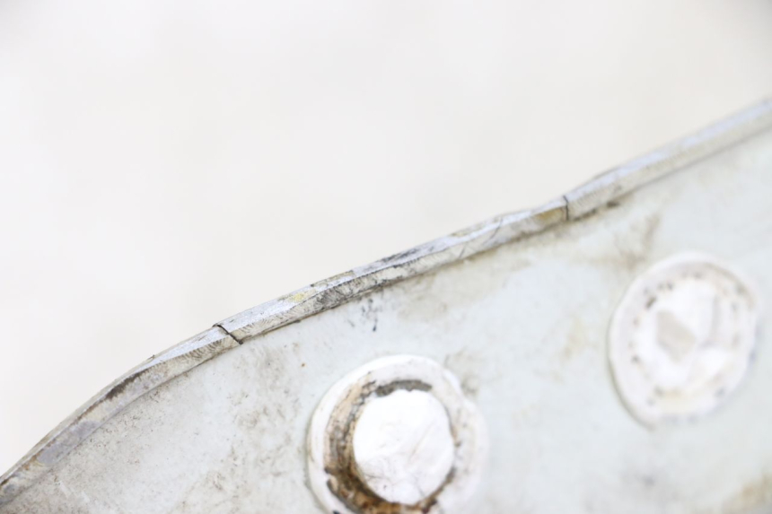 photo de RAHMENABDECKUNG LINKS APRILIA CLASSIC 125 (1995 - 2001) - Zoom auf Gebrauchszustand