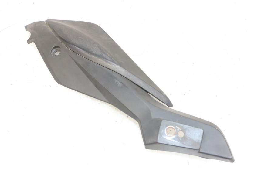 photo de RAHMENABDECKUNG LINKS KSR CODE 125 (2018 - 2020) - Details der Befestigungspunkte