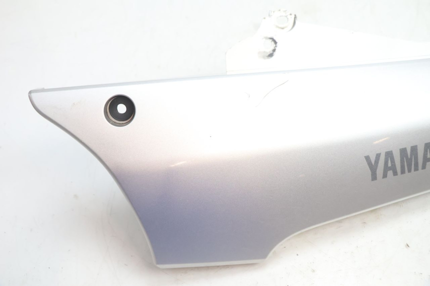 photo de RAHMENABDECKUNG LINKS YAMAHA FJR 1300 (2001 - 2005) - Detailansicht des Bauteils