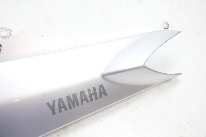 photo de RAHMENABDECKUNG LINKS YAMAHA FJR 1300 (2001 - 2005) - Zoom auf Gebrauchszustand