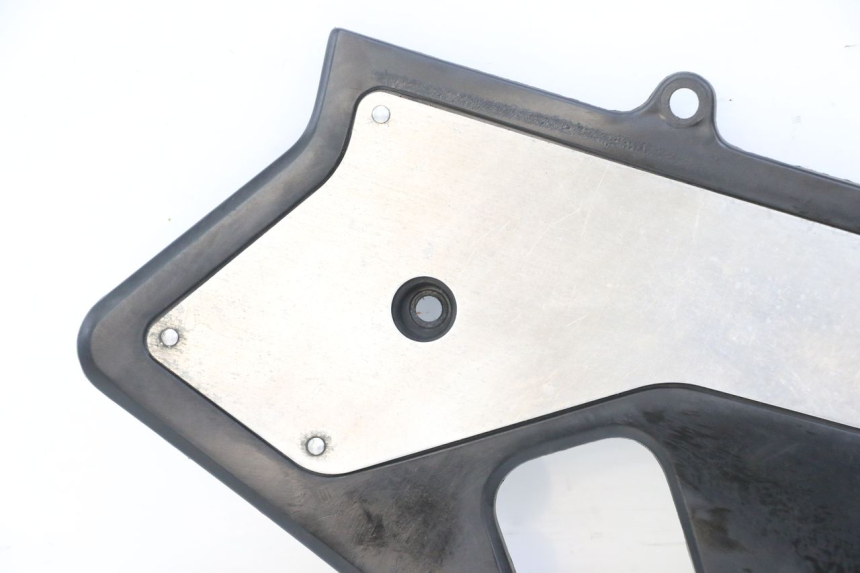 photo de RAHMENABDECKUNG LINKS HONDA CBR F 1000 (1993 - 1996) - Details der Befestigungspunkte