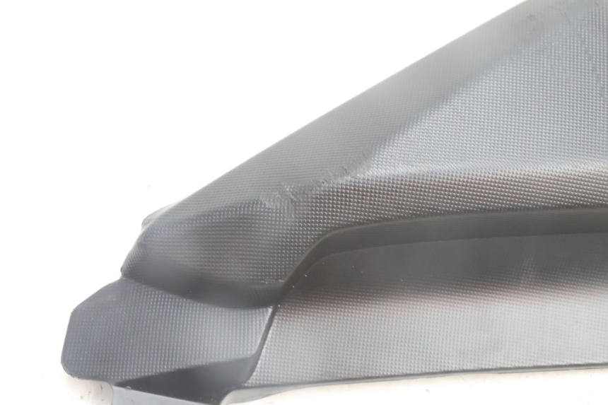 photo de RAHMENABDECKUNG LINKS YAMAHA N-MAX NMAX 125 (2021 - 2024) - Detailansicht des Bauteils
