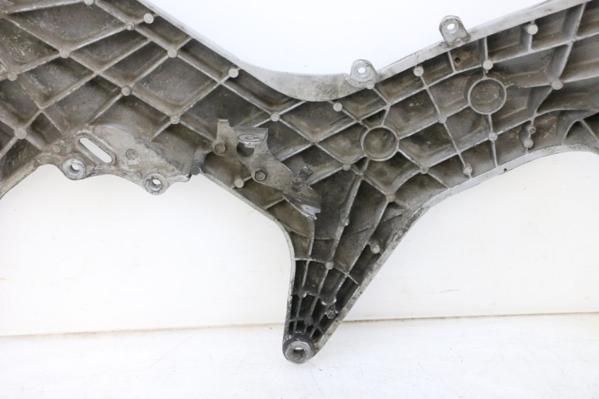 photo de LINKS SEITENRAHMENABDECKUNG HONDA NSR R 125 (1994 - 2003) - Zoom auf Gebrauchszustand