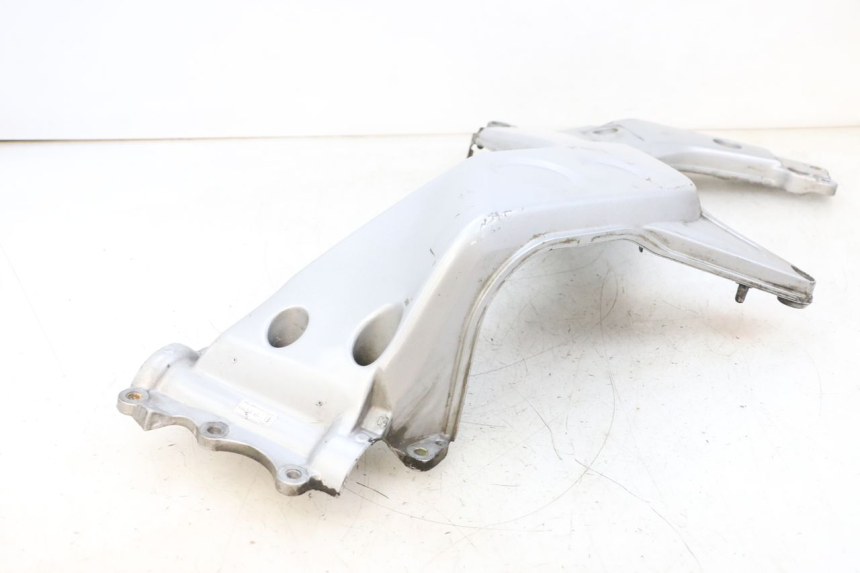 photo de LINKS SEITENRAHMENABDECKUNG HONDA NSR R 125 (1994 - 2003) - Oberflächenzustand und Material
