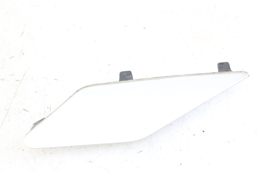 photo de RAHMENABDECKUNG LINKS PEUGEOT SATELIS 125 (2013 - 2018) - Zoom auf Gebrauchszustand