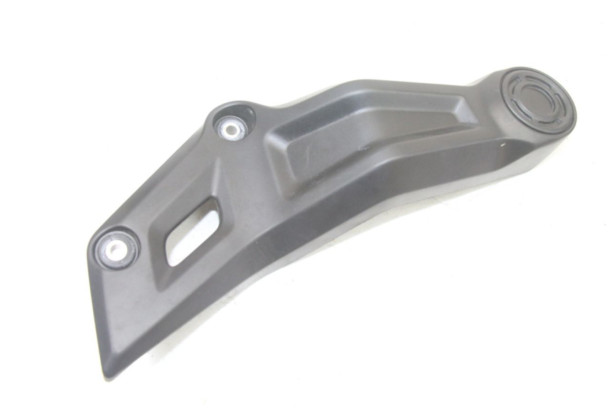 photo de RAHMENABDECKUNG LINKS YAMAHA TRACER 7 700 (2020 - 2024) - Detailansicht des Bauteils