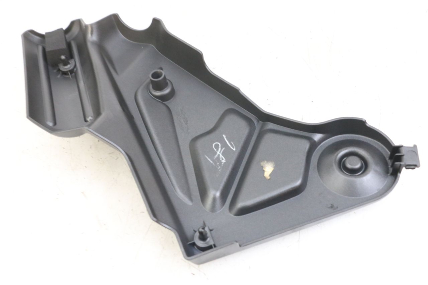 photo de LINKER SEITENRAHMENABDECKUNG KAWASAKI VERSYS ABS 650 (2015 - 2018) - Zoom auf Gebrauchszustand