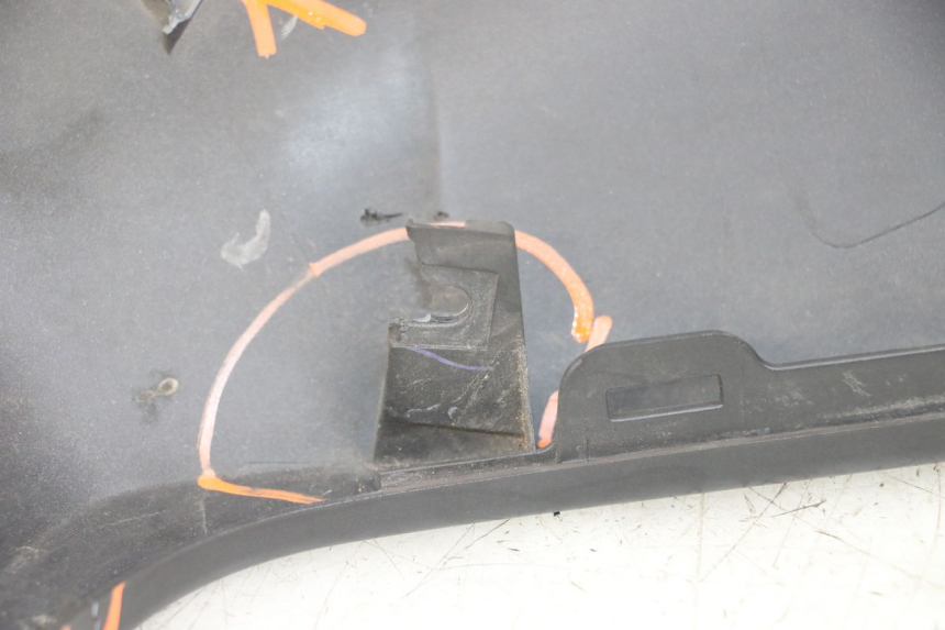 photo de LINKER SEITENRAHMENABDECKUNG YAMAHA XMAX X-MAX ABS 125 (2017 - 2020) - Alternative Perspektive