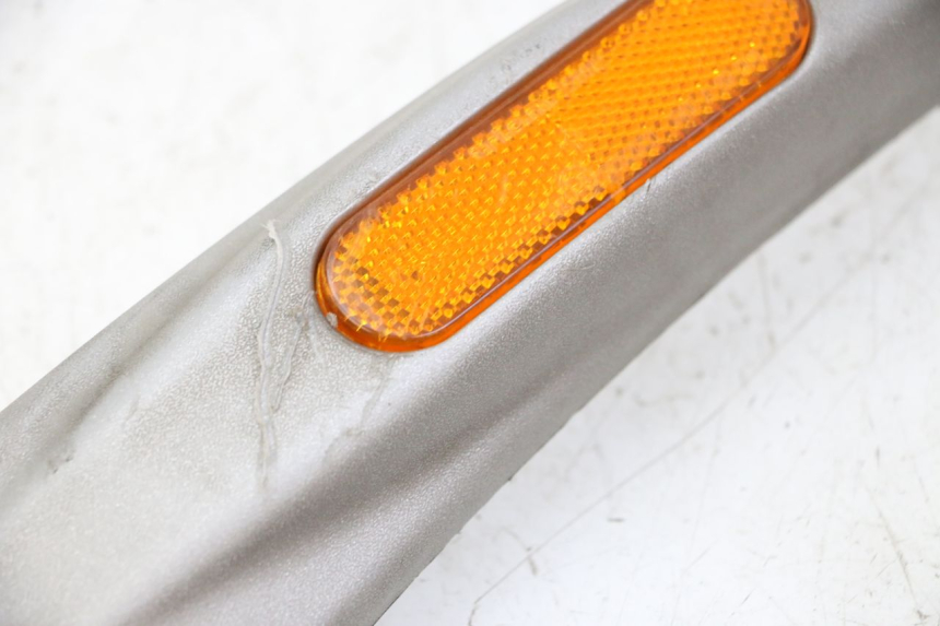 photo de RAHMENABDECKUNG PIAGGIO LIBERTY 125 (1998 - 2008) - Weitere Ansicht des Artikels