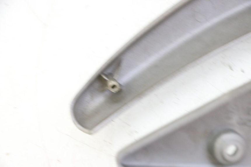 photo de RAHMENABDECKUNG PIAGGIO LIBERTY 125 (1998 - 2008) - Alternative Perspektive