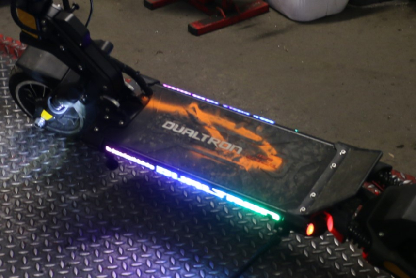 photo de RAHMENABDECKUNG DUALTRON MINI SPECIAL 1 - Zoom auf Gebrauchszustand