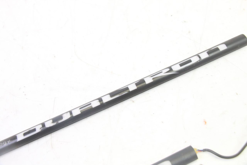 photo de RAHMENABDECKUNG DUALTRON MINI SPECIAL 1 - Details der Befestigungspunkte