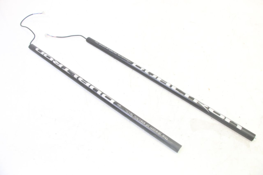 photo de RAHMENABDECKUNG DUALTRON MINI SPECIAL 1 - Oberflächenzustand und Material