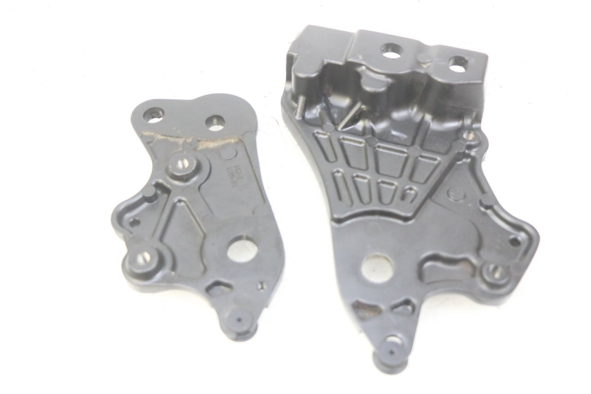 photo de SEITENRAHMENABDECKUNG YAMAHA MT-07 MT07 700 (2018 - 2020) - Detailansicht des Bauteils