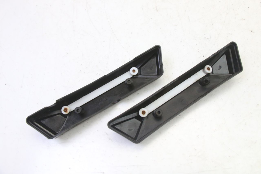 photo de RAHMENABDECKUNG PUNK ELECTRIC RIDER 1 - Details der Befestigungspunkte