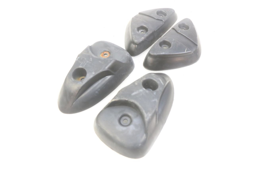 photo de SEITENRAHMENABDECKUNG MBK STUNT NAKED 50 (2004 - 2018) - Details der Befestigungspunkte