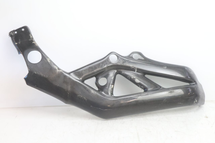 photo de RAHMENABDECKUNG SUZUKI SV S 650 (2003 - 2009) - Details der Befestigungspunkte