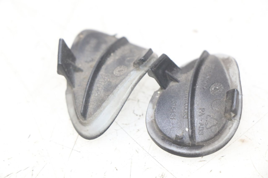 photo de SEITENRAHMENABDECKUNG PIAGGIO VESPA PRIMAVERA 2T 50 (2013 - 2018) - Detailansicht des Bauteils