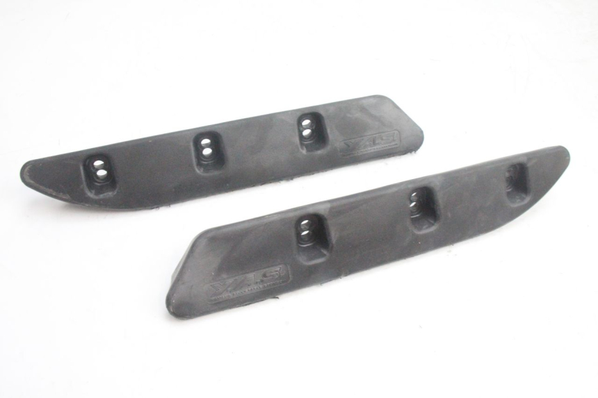 photo de RAHMENABDECKUNG YAMAHA WAVE RUNNER GP R 1200 (2000 - 2003) - Hauptansicht