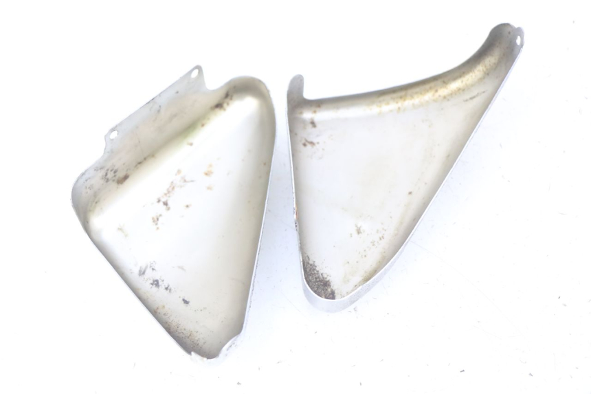 photo de SEITENRAHMENABDECKUNG KAWASAKI ZEPHYR 1100 ( - 1995) - Zoom auf Gebrauchszustand