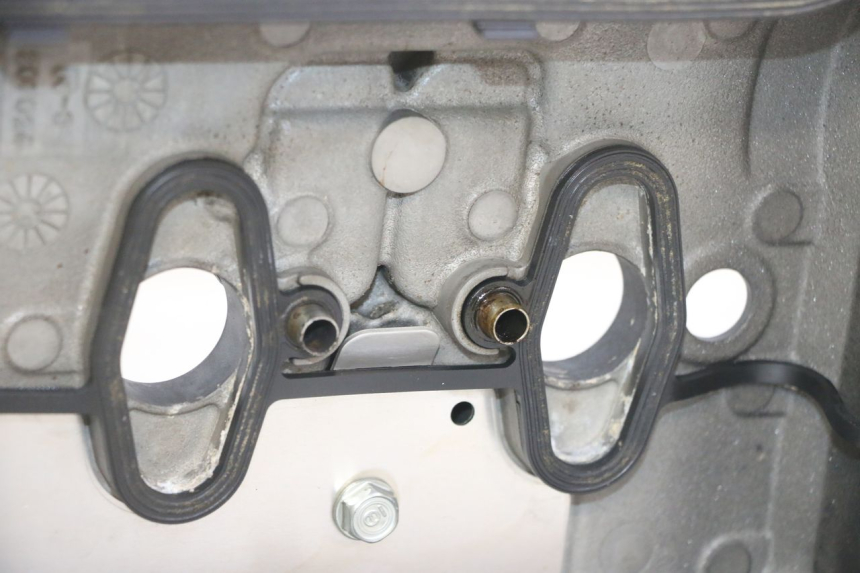 photo de VENTILDECKEL HONDA CB R 1000 (2018 - 2023) - Geprüftes Gebrauchtteil