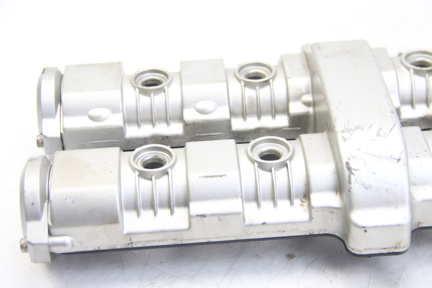 photo de VENTILDECKEL YAMAHA FZS FAZER 600 (2001 - 2003) - Kennzeichnungen und Originalreferenzen