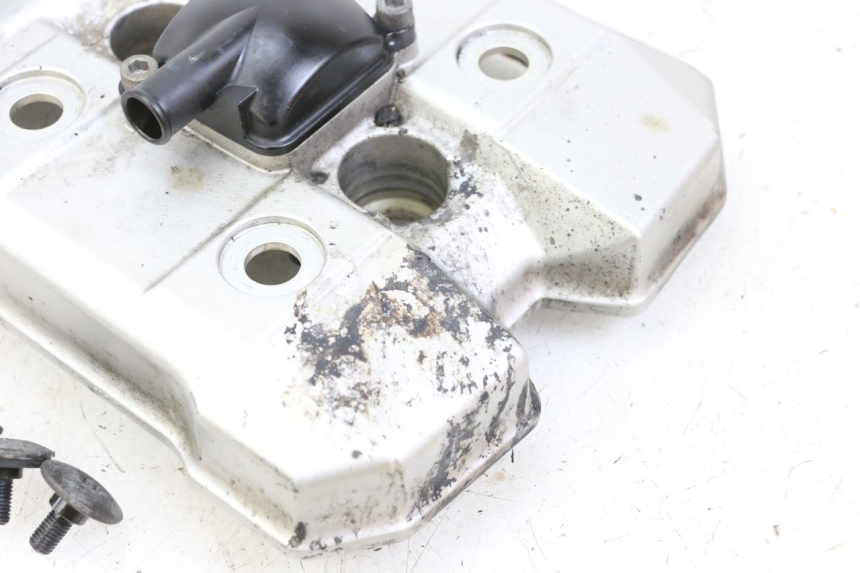 photo de VENTILDECKEL SUZUKI GSX F GSXF 650 (2007 - 2015) - Oberflächenzustand und Material
