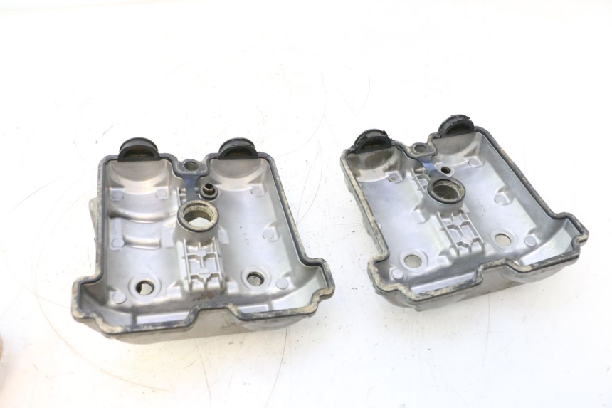 photo de VENTILDECKEL SUZUKI SV S 650 (2003 - 2009) - Details der Befestigungspunkte