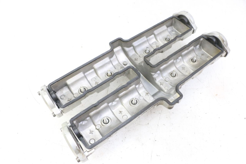 photo de VENTILDECKEL YAMAHA FZS FAZER 600 (2001 - 2003) - Technische Nahaufnahme