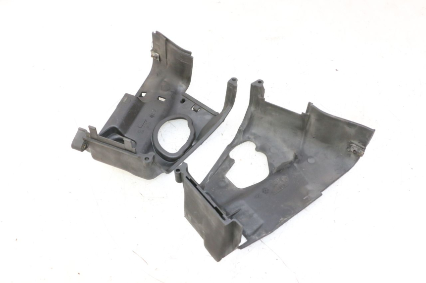 photo de ZYLINDER ABDECKUNG PIAGGIO LIBERTY 125 (1998 - 2008) - Zoom auf Gebrauchszustand