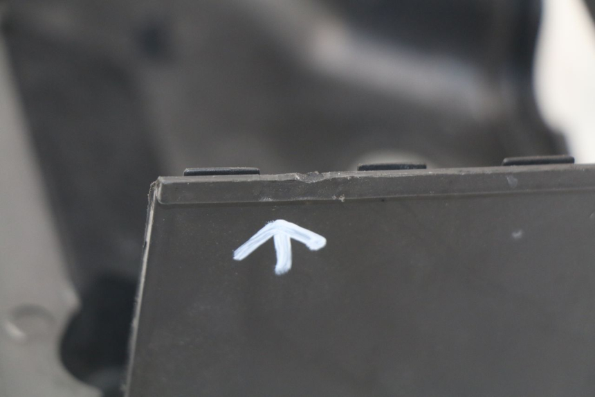 photo de ZYLINDER ABDECKUNG TNT MOTOR ROMA 10' 4T 50 (2019 - 2022) - Zoom auf Gebrauchszustand