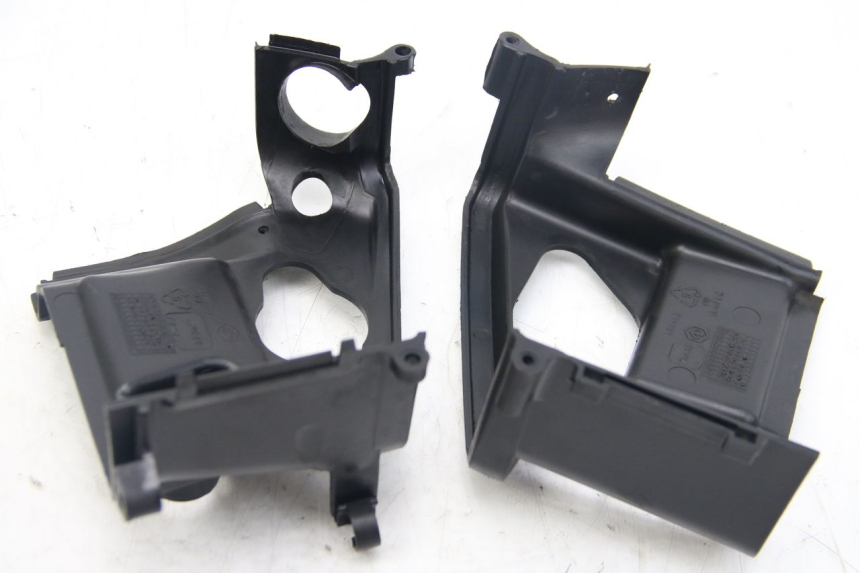 photo de ZYLINDERABDECKUNG APRILIA SCARABEO 4T 50 (2009 - 2017) - Oberflächenzustand und Material